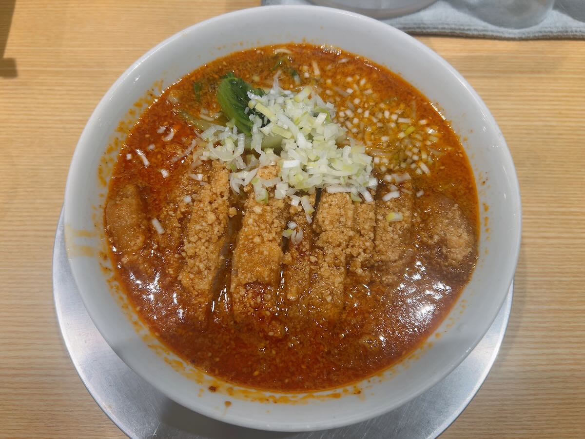 「排骨担々 五ノ井」の排骨担々麺