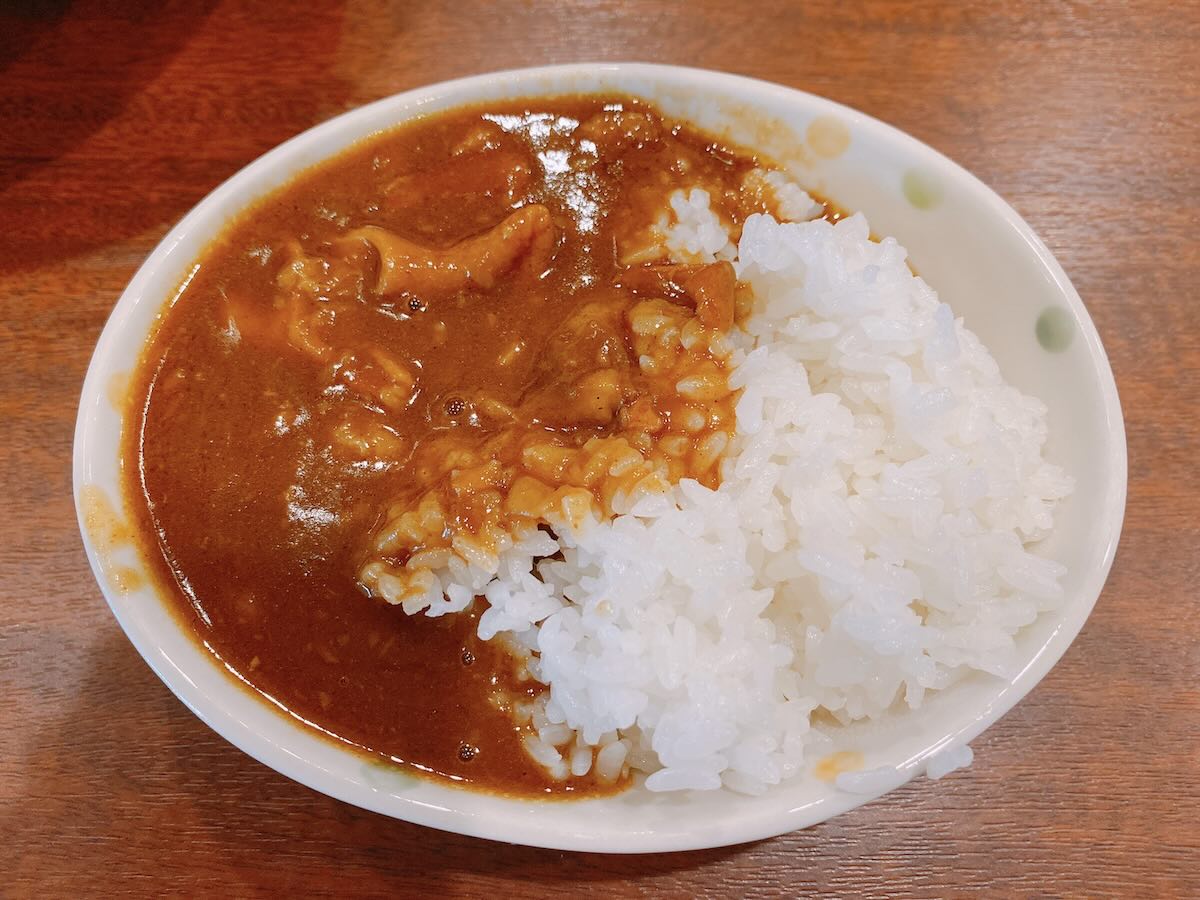 「和歌山家 蒔田店」の豚骨ホルモン茶碗カレー