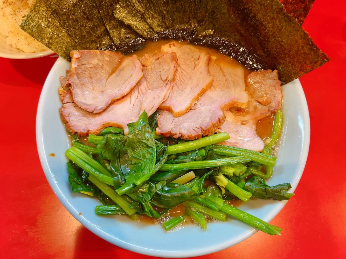 「横浜家系ラーメン 黄金家」のチャーシューメン