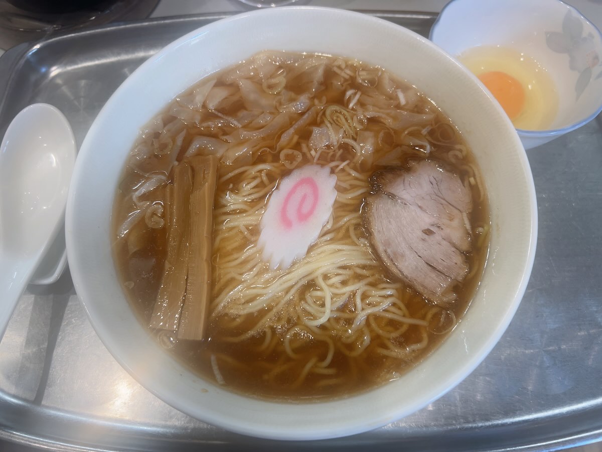 「中海岸 大勝軒」の小盛ワンタン麺