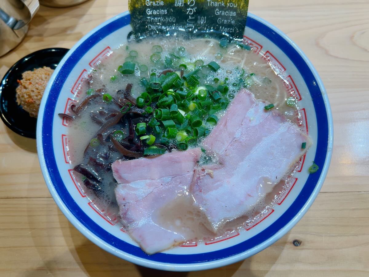 「博多長浜ラーメン 田中商店」のらーめん